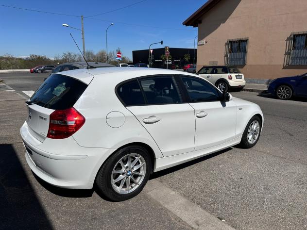 Bmw 118d 2.0 143CV cat 5 porte Futura - Foto 3