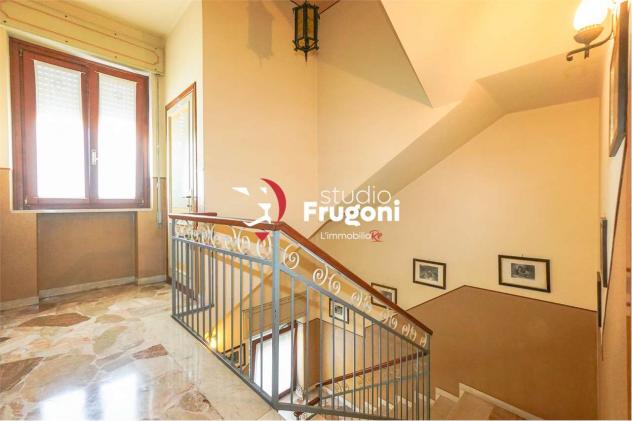 vf564 - CASALE CON MAGAZZINO E PORTICATI CON 1.600 MQ DI GIARDINO - Foto 17