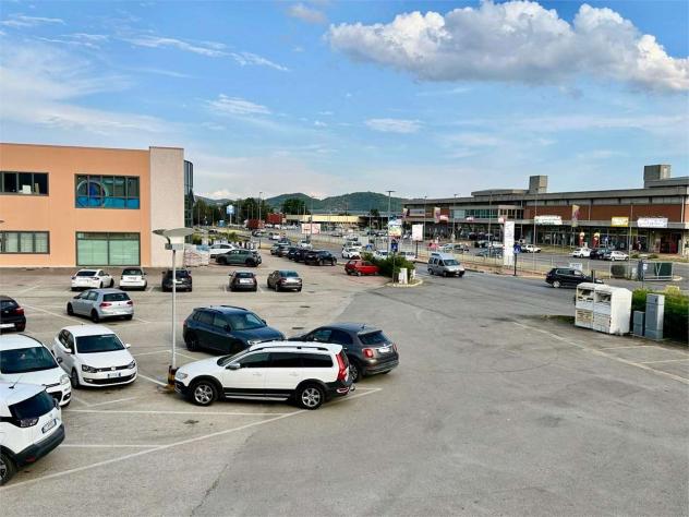 N2660SP - Magione: affittiamo ufficio 220 mq - Foto 3