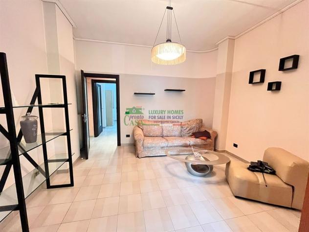 Rif:2617 - Villa con ampi spazi e giardino in locazione, Comiso - Foto 2