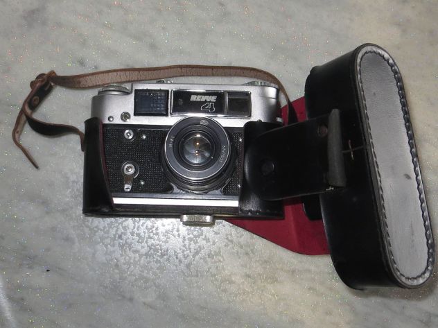 FOTOCAMERA Sovietica FED / REVUE 4, vintage, periodo 1964-1976 - Foto 2