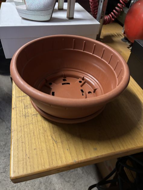 VASO+SOTTOVASO PIANTE COME NUOVI,IN PLASTICA”NICOLI”-“ARCA”MADE IN ITALY - Foto 4