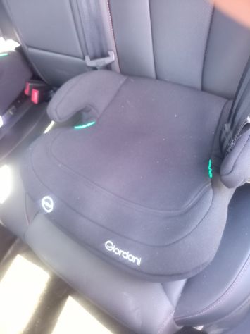 2 rialzi auto Giordani IRIS ISOFIX i-Size 125–150 cm – Come nuovi