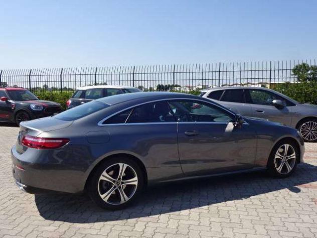 MERCEDES-BENZ E 220 Classe E -Coupe d Premium rif. 23884929 - Foto 4
