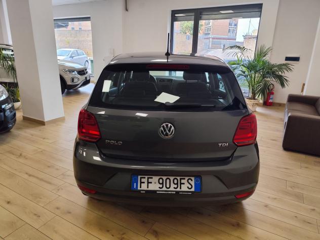 Volkswagen Polo 1.4 TDI 75cv Comfortline - Foto 2