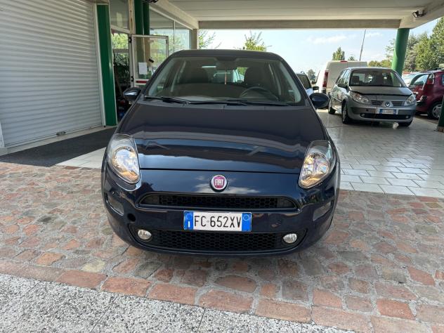 Fiat Punto 1.4 GPL NEOPATENTATI - Foto 2