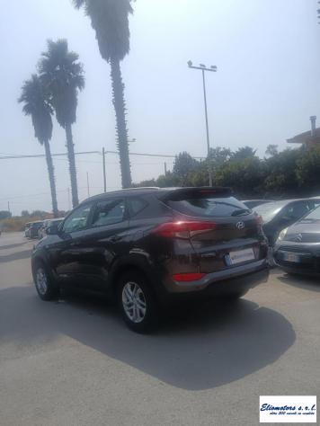 HYUNDAI - Tucson - 1.7 CRDi Sound Edition - Foto 6