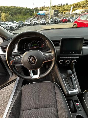 Renault Captur E-Tech hybrid 1.6 E-TECH HEV 145 TECHNO AUTO - Foto 8