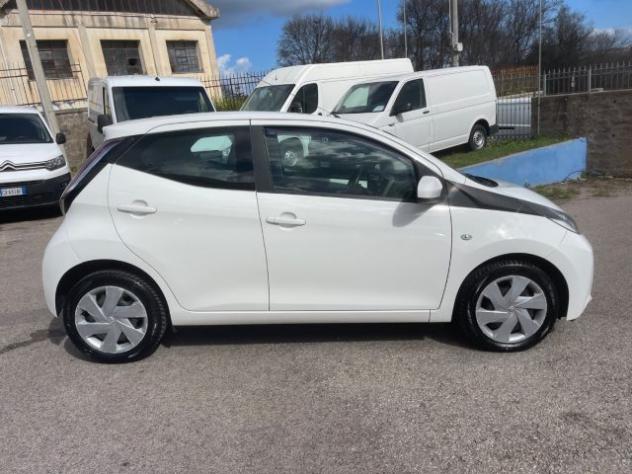 TOYOTA Aygo 1.0 VVT-i 69 CV 5 porte rif. 23444791 - Foto 4