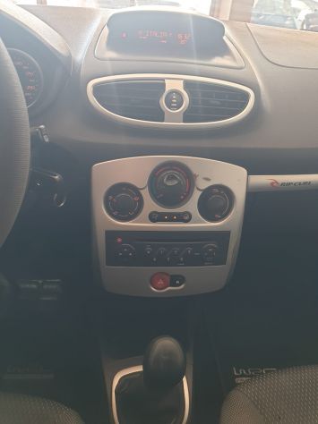 RENAULT CLIO 1.2 RIP CURL - Foto 7