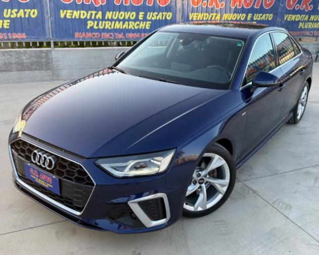 AUDI A4 S tronic S line GARANZIA rif. 24061668