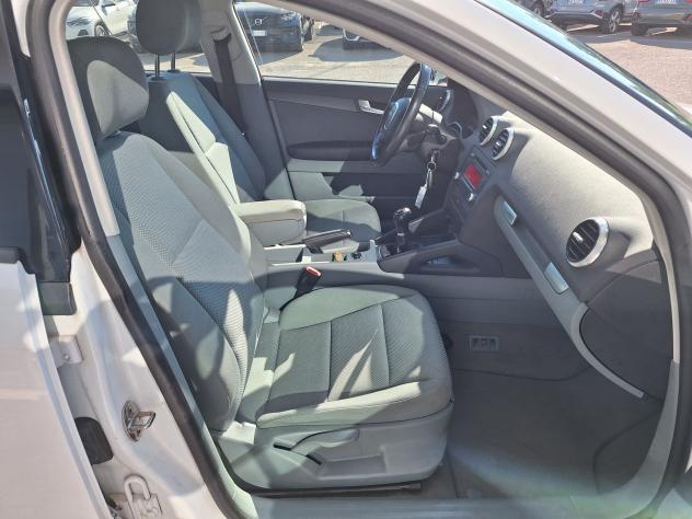 Audi A3 A3 Sportback 1.6 tdi Attraction 90cv - Foto 10