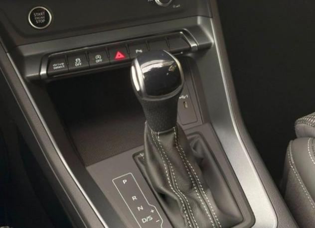 AUDI -Q3 SPB 35 TDI S tronic S line edition - Foto 10
