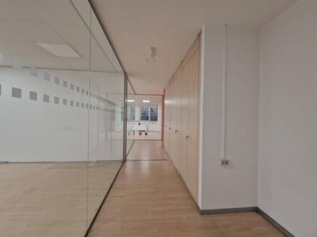 Immobile di 1920 m² con più di 5 locali in affitto a Rho - Foto 9