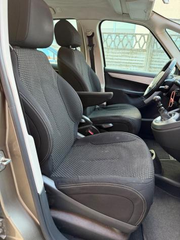 Citroen C4 Picasso 1.6 HDi 110 FAP Exclusive - Foto 9