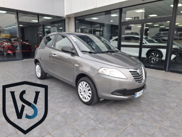 LANCIA Ypsilon 3ª serie Ypsilon 0.9 TwinAir 85 CV 5 porte Metano Ecochic Gold - Foto 2