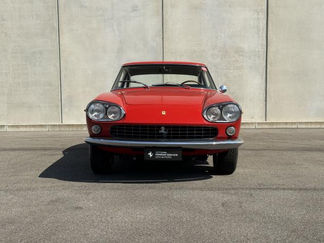 Ferrari 330 GT 2+2 restauro da concorso - Foto 2