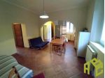 Pomaia - Rif. R0453. In centro, appartamento piano terra con tre vani, ingr &hellip;