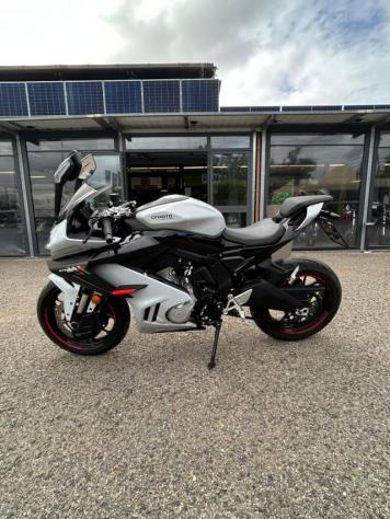 CF MOTO 675SR-R . rif. 24175864