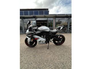 CF MOTO 675SR-R . rif. 24175864