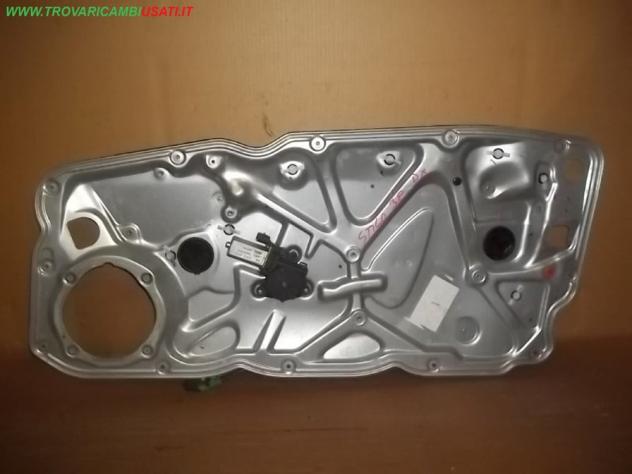 ALZACRISTALLO ELETTRICO PORTA D. STILO 3P DX FIAT STILO (2C/2V)  Carrozzeria  Lamierati esterni  Porte  Alzacristallo por FIAT - STILO - 01-10-2001 -
