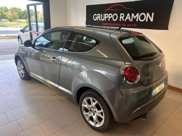 Alfa Romeo MiTo 1.6 JTDm 16V Distinctive Sport Pack - Foto 6