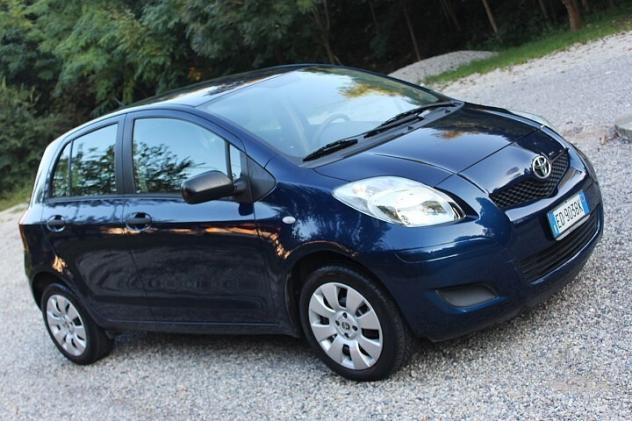 Toyota Yaris 1.0ie 5porte " SOL ESTETICA DA AUTO NUOVA UNICA UTILIZZATRICE GOMME ALL SEASON CLIMA CONSUMI OTTIM
