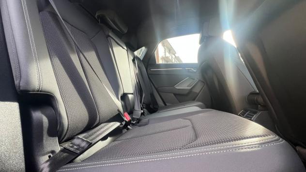 Audi Q3 SPB 35 TFSI S tronic line edition - Foto 9