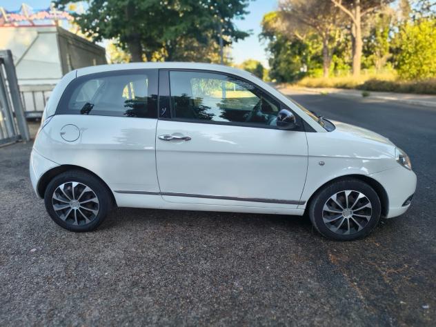 Lancia Y Ypsilon 1.3 MJT 75cv EURO 5 Garanzia! - Foto 5