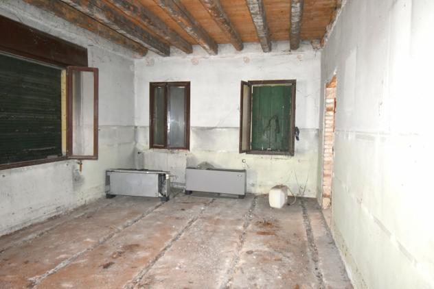 RUSTICO di 10 vani e di 500 mq (VAZZOLA) rif. RG44_9 - Foto 7