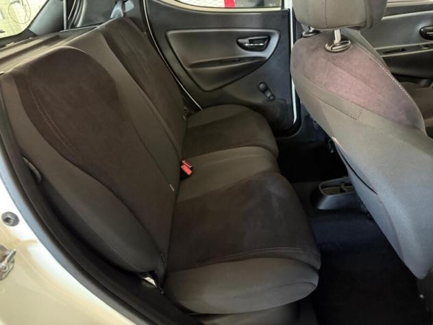 LANCIA Ypsilon 3ª serie Ypsilon 1.3 MJT 16V 95 CV 5 porte S&S Gold - Foto 4