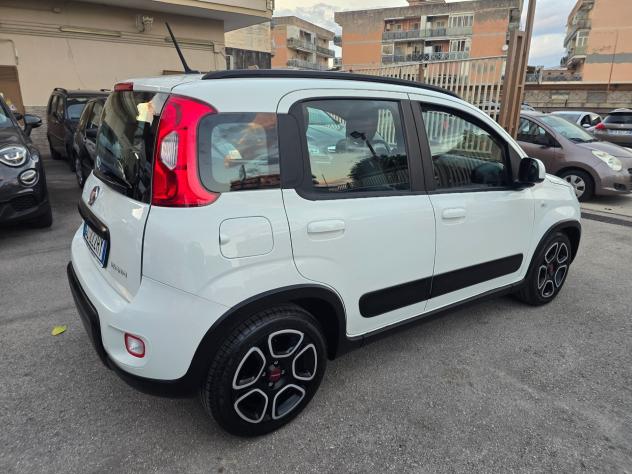 Fiat Panda 1.0 FireFly S&S Hybrid City Cross - Foto 7
