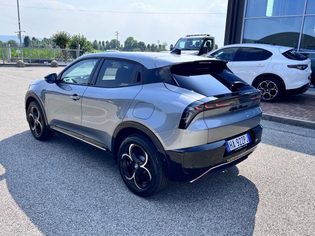 Alfa Romeo Junior Junior 1.2 ibrida Q4 Intensa 145cv edct6 4x4 - Foto 4