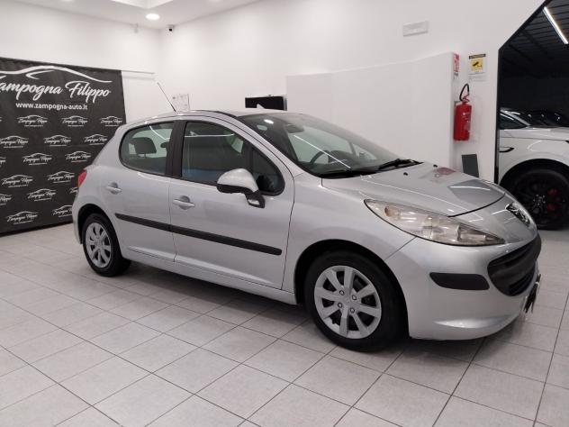 Peugeot 207 1.4 HDi 70CV 5p. XS 2009 - Foto 6