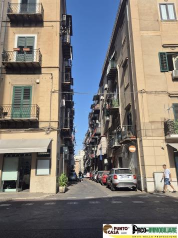 PALERMO Oreto/Stazione– Via Carlo Gemellaro, AMPIO 4 vani da ristrutturare CON TERRAZZO - Foto 3