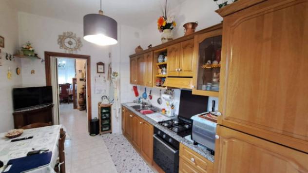 Immobile in asta di 125 m² con più di 5 locali e box auto in vendita a Rieti - Foto 11