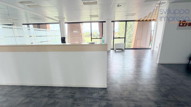 UFFICIO IN CENTRO DIREZIONALE IN AFFITTO A BERNAREGGIO - Foto 11