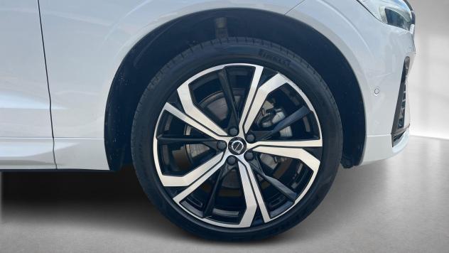 Volvo XC60 Recharge T6 Plug-in AWD auto Ultimate Dark - Foto 10
