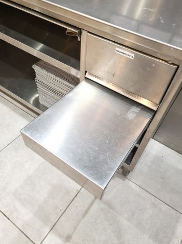 tavolo inox da lavoro con alzatina usato - Foto 4