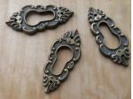 N° 3 BOCCHETTE IN OTTONE PER MOBILI VARI -