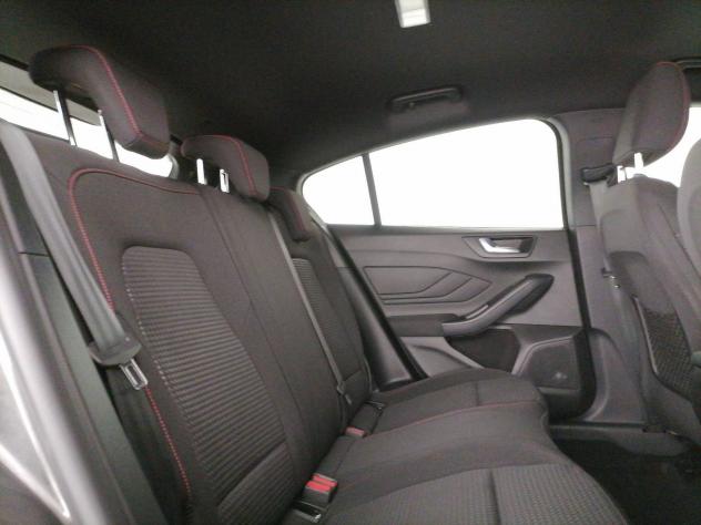 Ford Focus 1.0 ecoboost h ST-Line Style 125cv - Foto 8