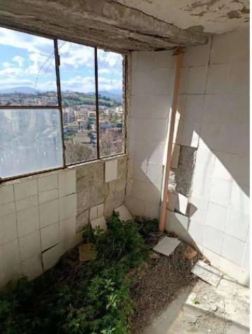 Immobile in asta di 135 m² con più di 5 locali in vendita a Montappone - Foto 2