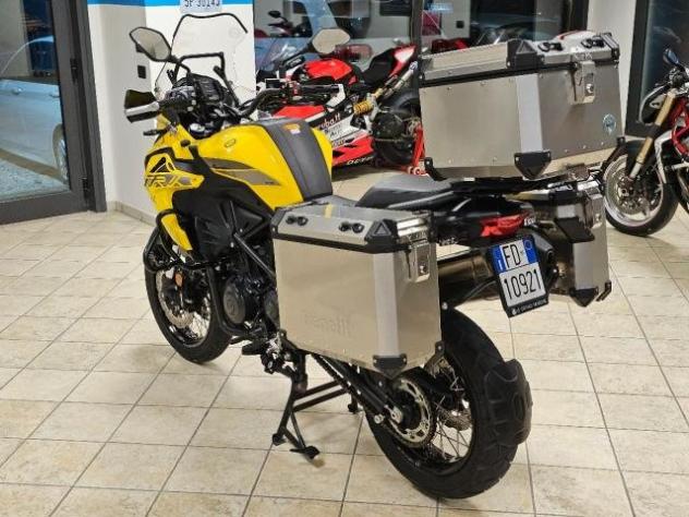BENELLI TRK 502X 2023 2.972KM KIT VALIGE GARANZ FINO 2026 - Foto 7