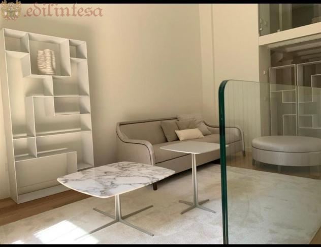 LOFT GLAMOUR IN PORTA NUOVA A MILANO - Foto 2