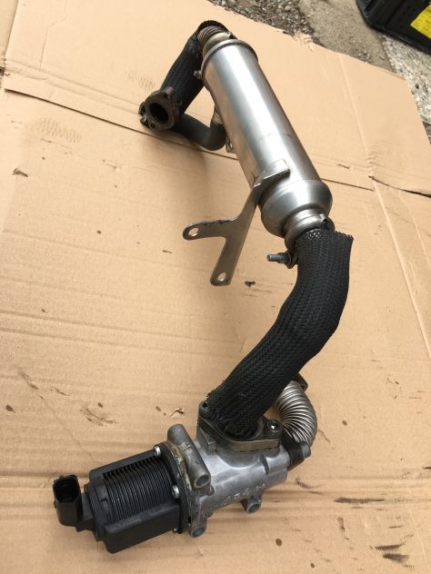 Valvola EGR PIERBURG Completa FIAT Sedici 1.9 TD MJT 4x4