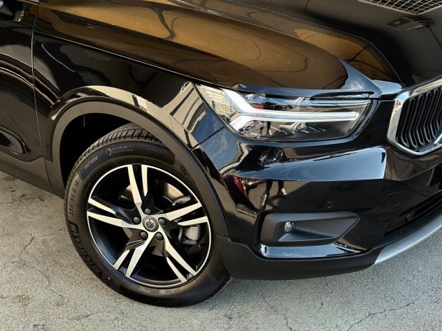 Volvo XC40 D3 AWD R-design 150 Cv - Foto 3