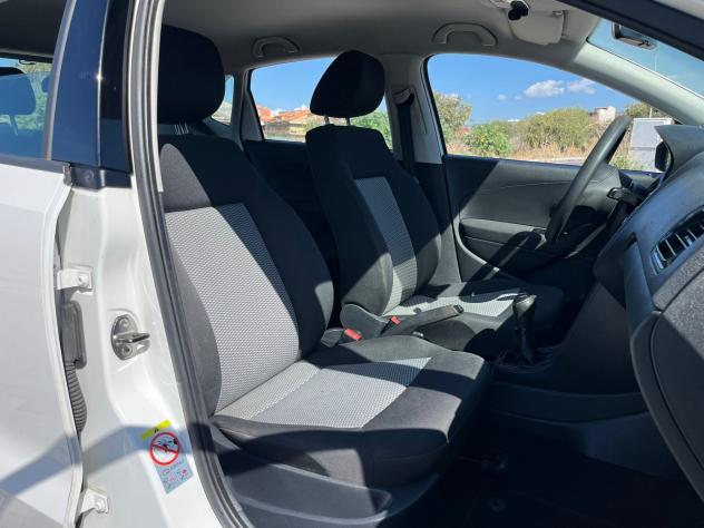 VW POLO 1.2 DIESEL ADATTA A NEOPATENTATI NUOVA - Foto 3