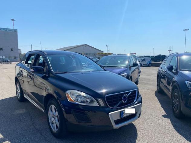 VOLVO XC60 D3 AWD Geartronic Kinetic rif. 24077826 - Foto 5
