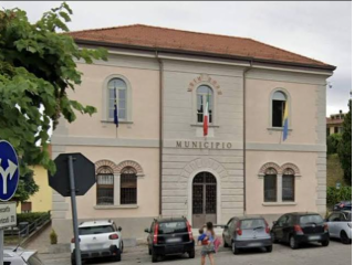 Bilocale provincia Varese con cantina e Garage