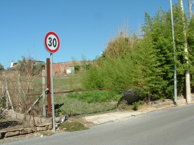 CANCELLIERA. VIA DEI MELI - ACCESSO ANCHE DA VIA DEI CILIEGI.